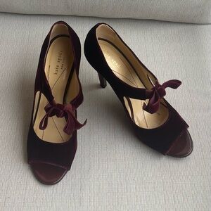 Kate Spade Burgundy Velvet Bow Heels, size 10